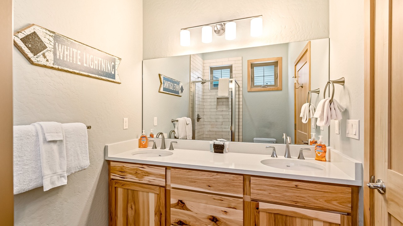 Photo of Bathroom in Dover Bay
