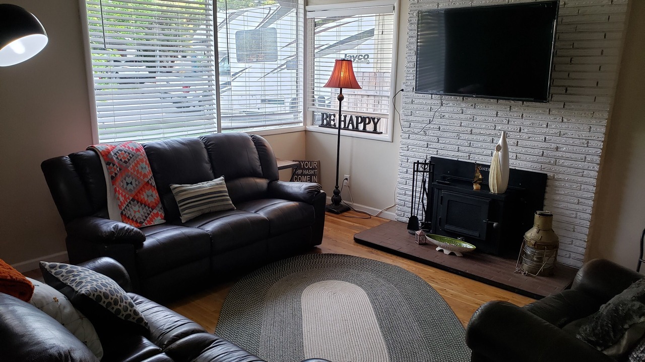 Photo of Livingroom in Sunset