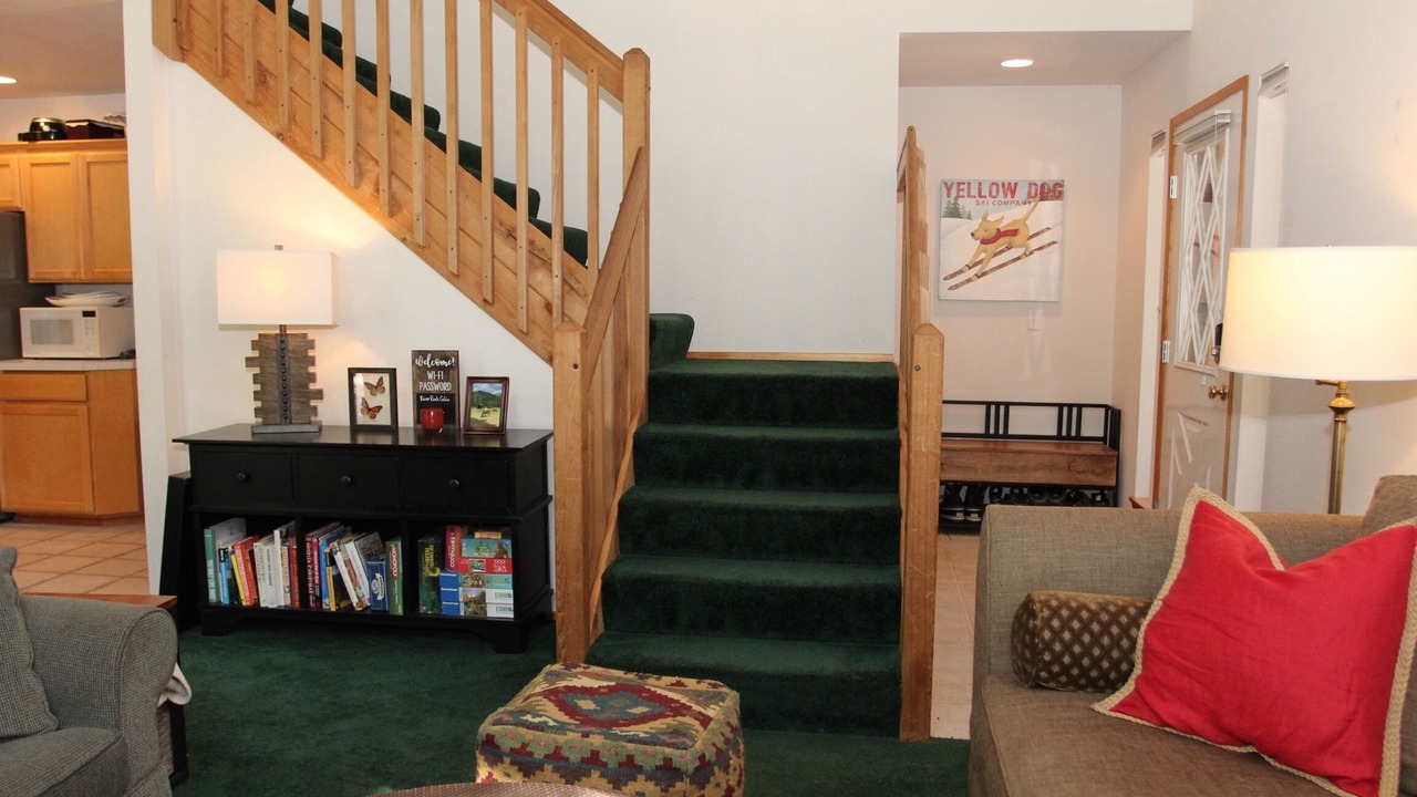 Photo of Livingroom in Enumclaw