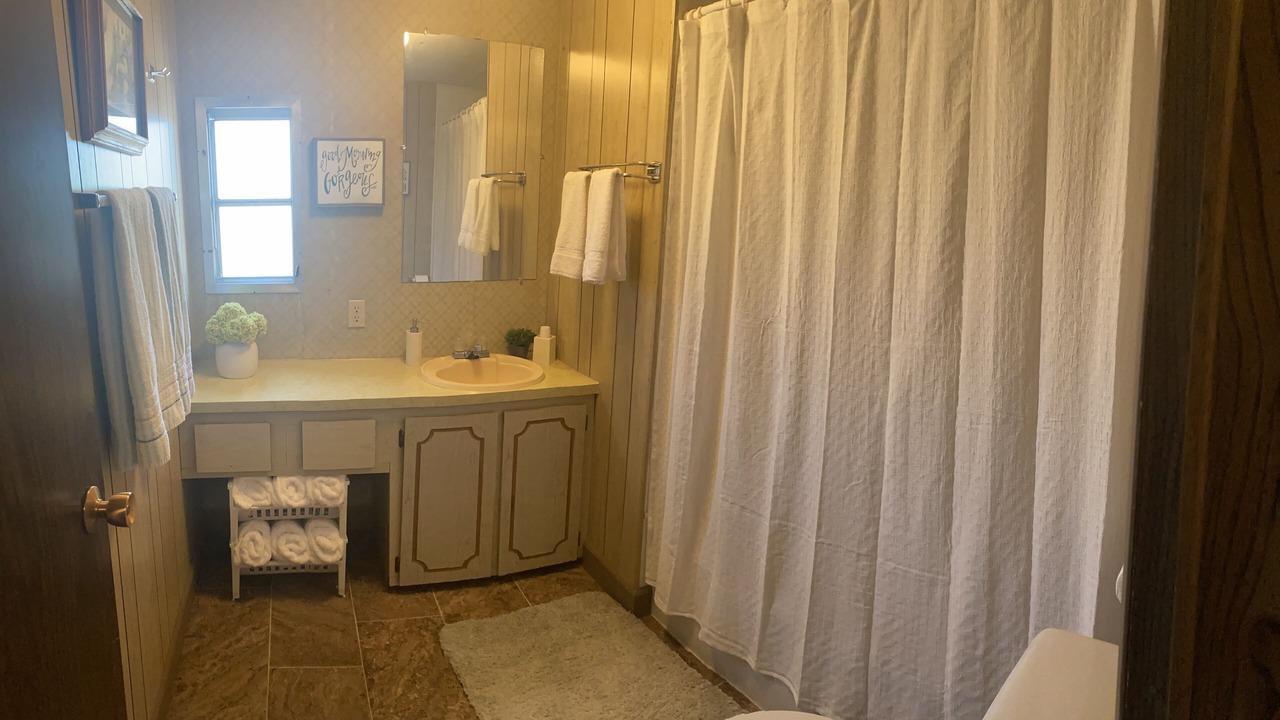 Photo of Bathroom in Sunland Estates