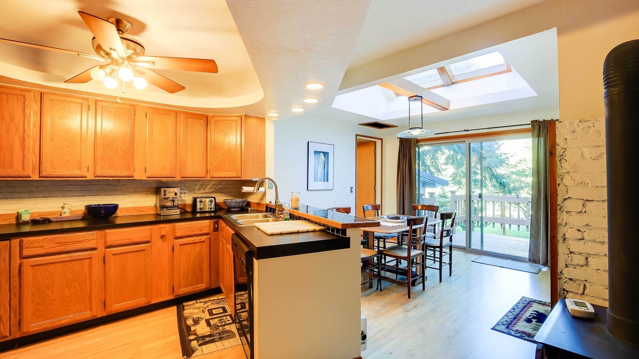 Photo of Kitchen in White Salmon