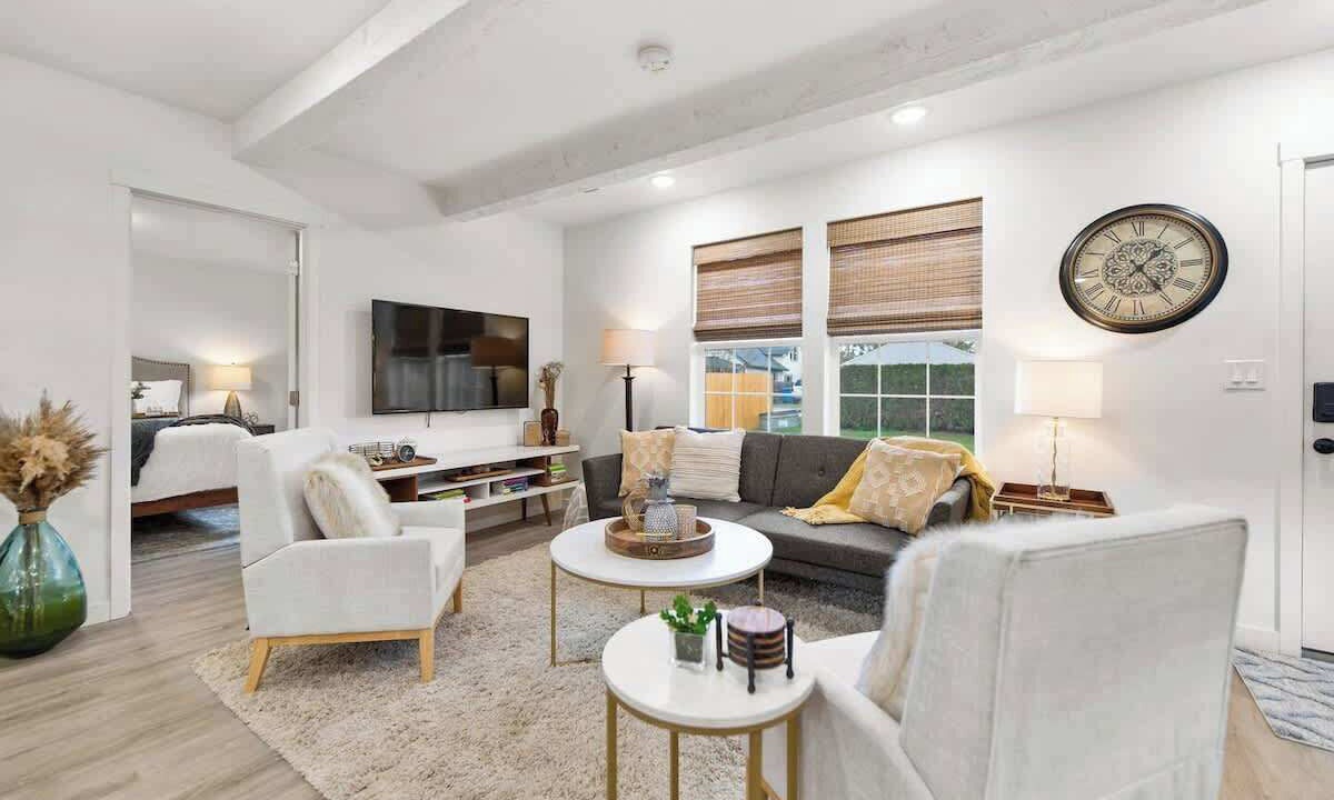 Photo of Livingroom in Vancouver