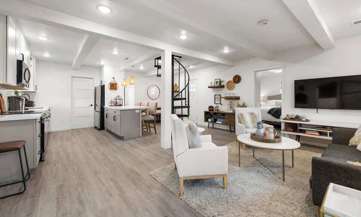 Photo of Livingroom in Vancouver