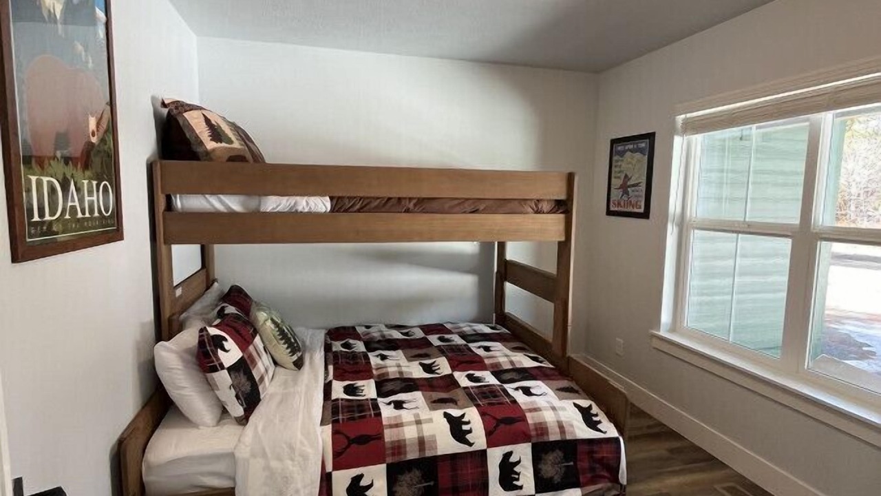 Photo of Bedroom in Wagon Wheel