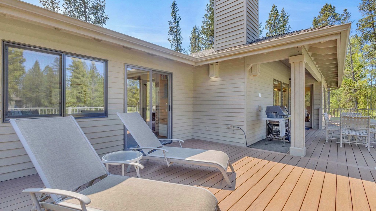 Photo of Patio Balcony in Sunriver