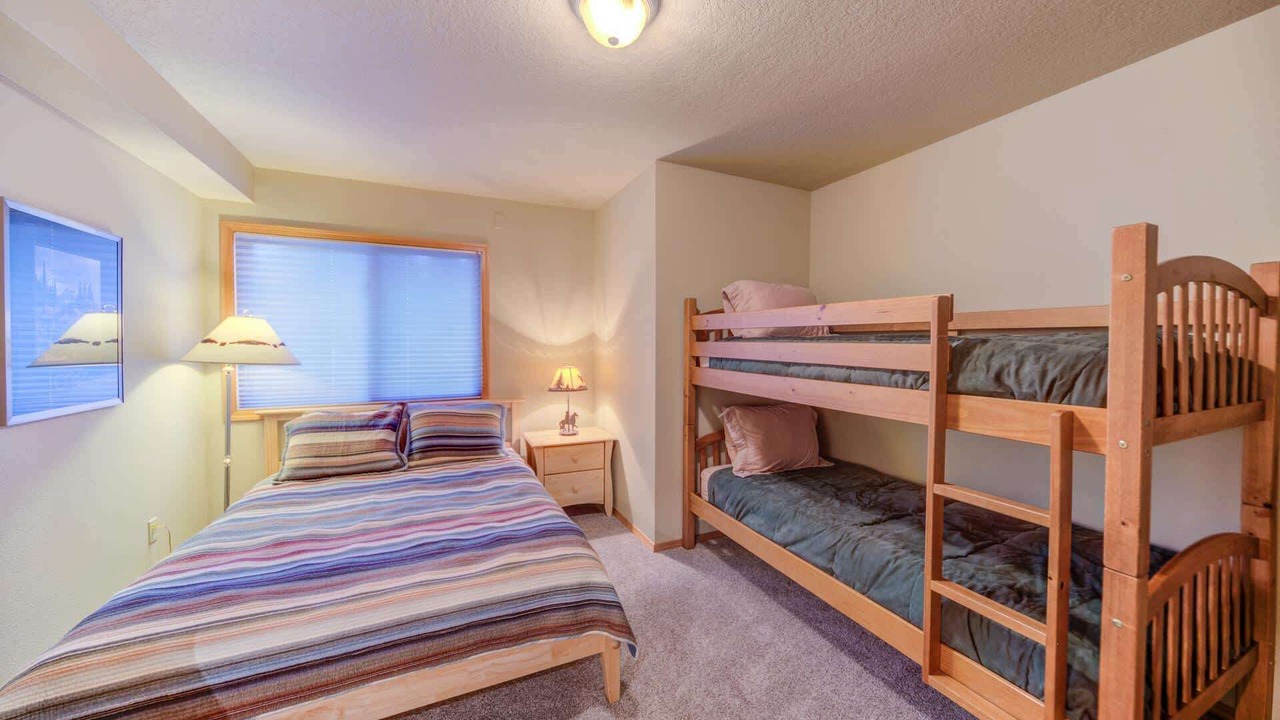 Photo of Bedroom in Sunriver