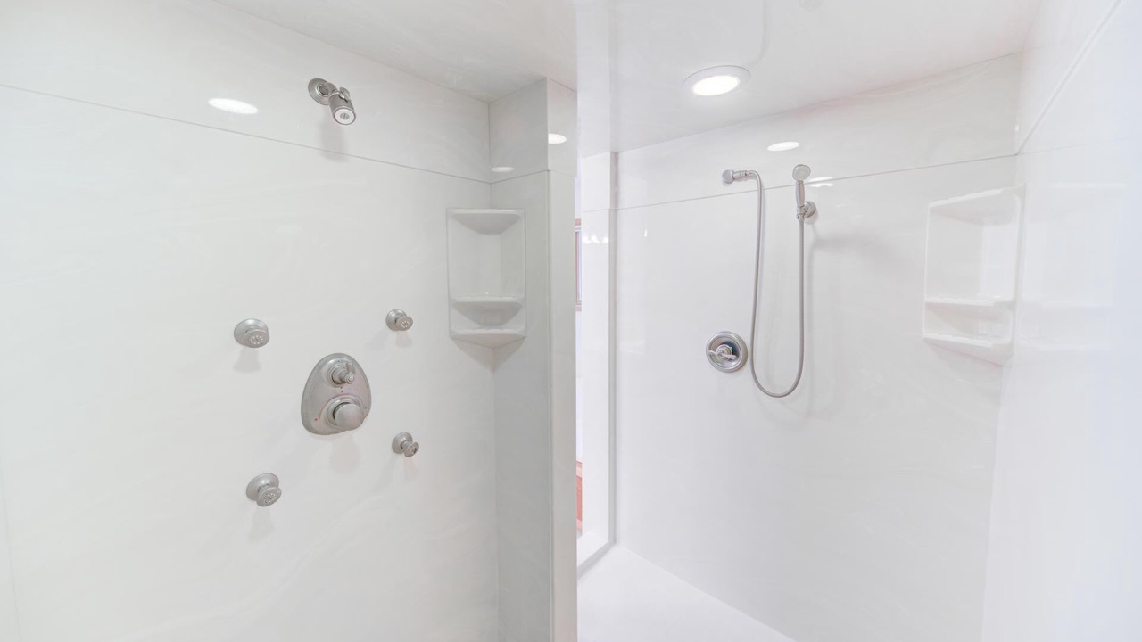 Photo of Bathroom in Sunriver