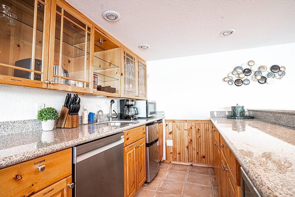 Photo of Kitchen in Longbranch