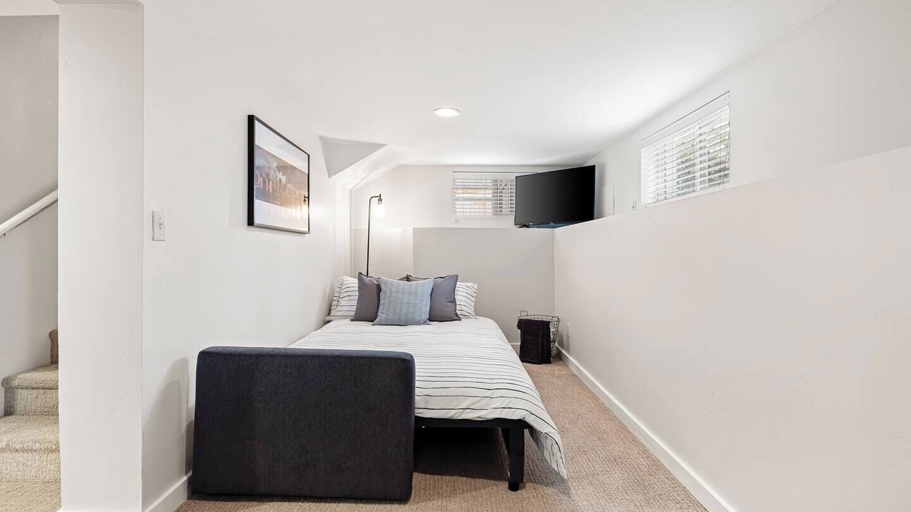Photo of Bedroom in North End