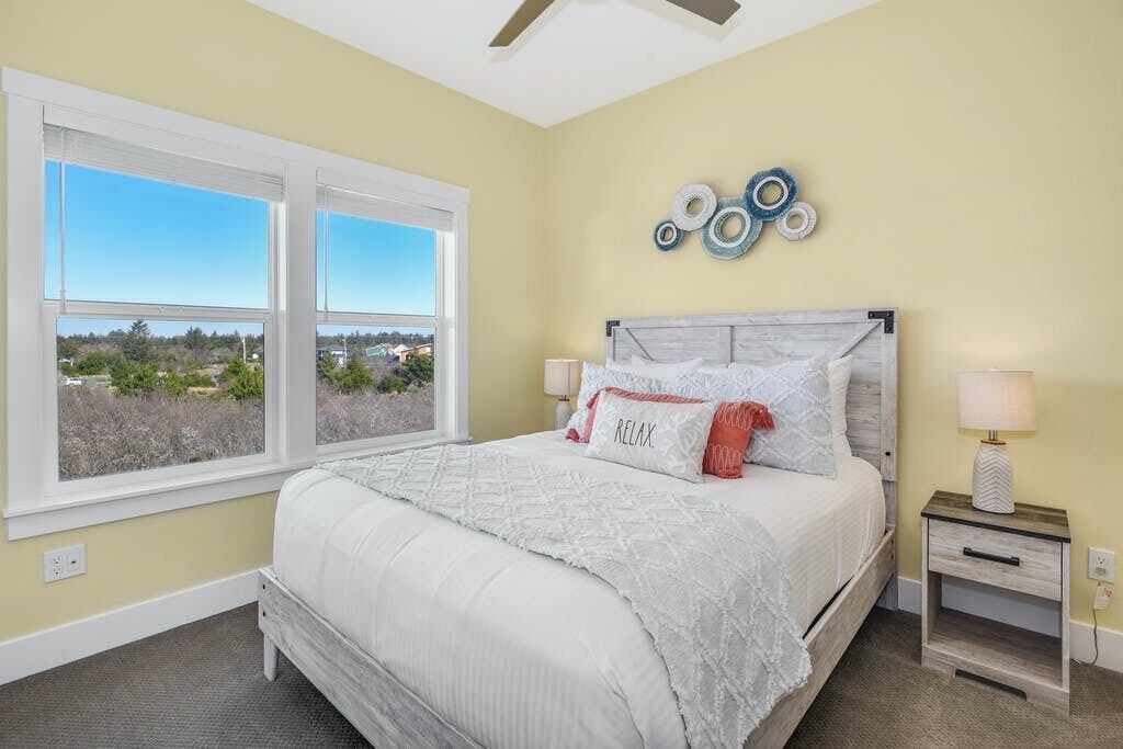 Photo of Bedroom in Ocean Shores