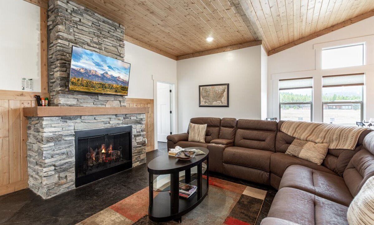 Photo of Livingroom in Island Park