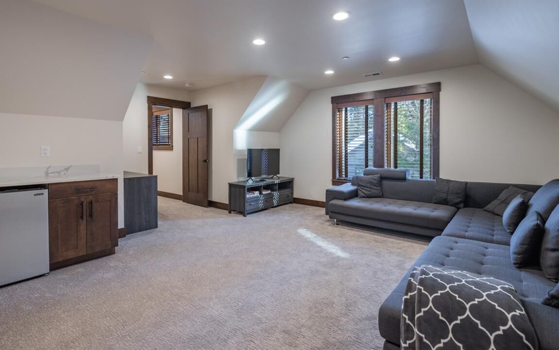 Photo of Livingroom in Cle Elum