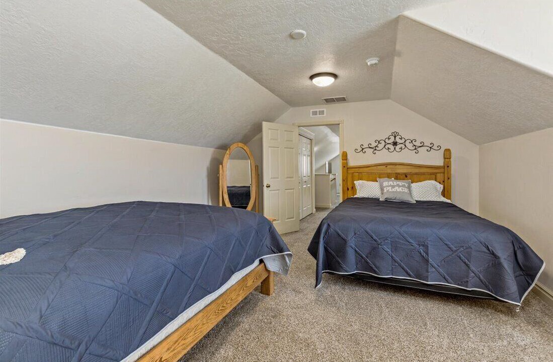 Photo of Bedroom in Gem County