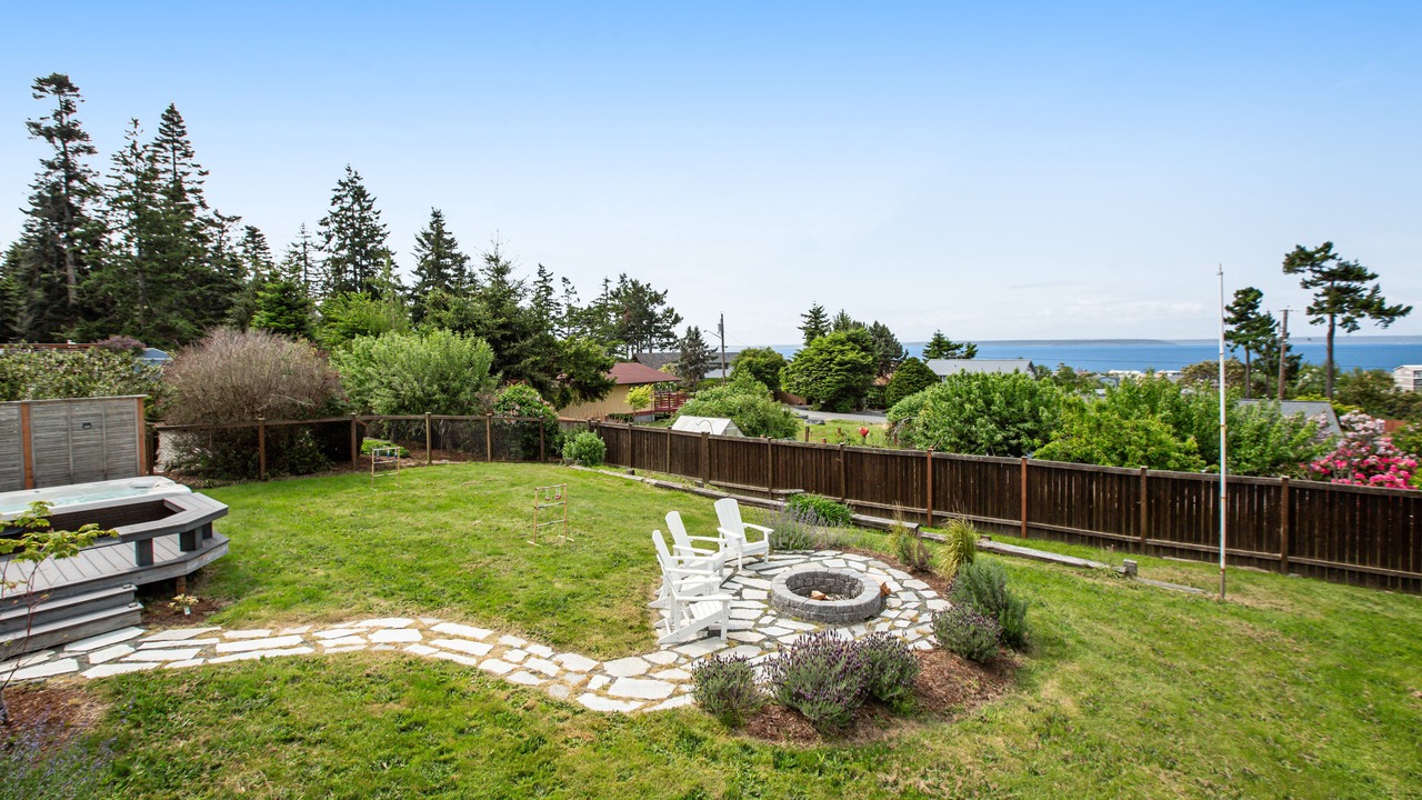 Photo of Patio Balcony in Coupeville