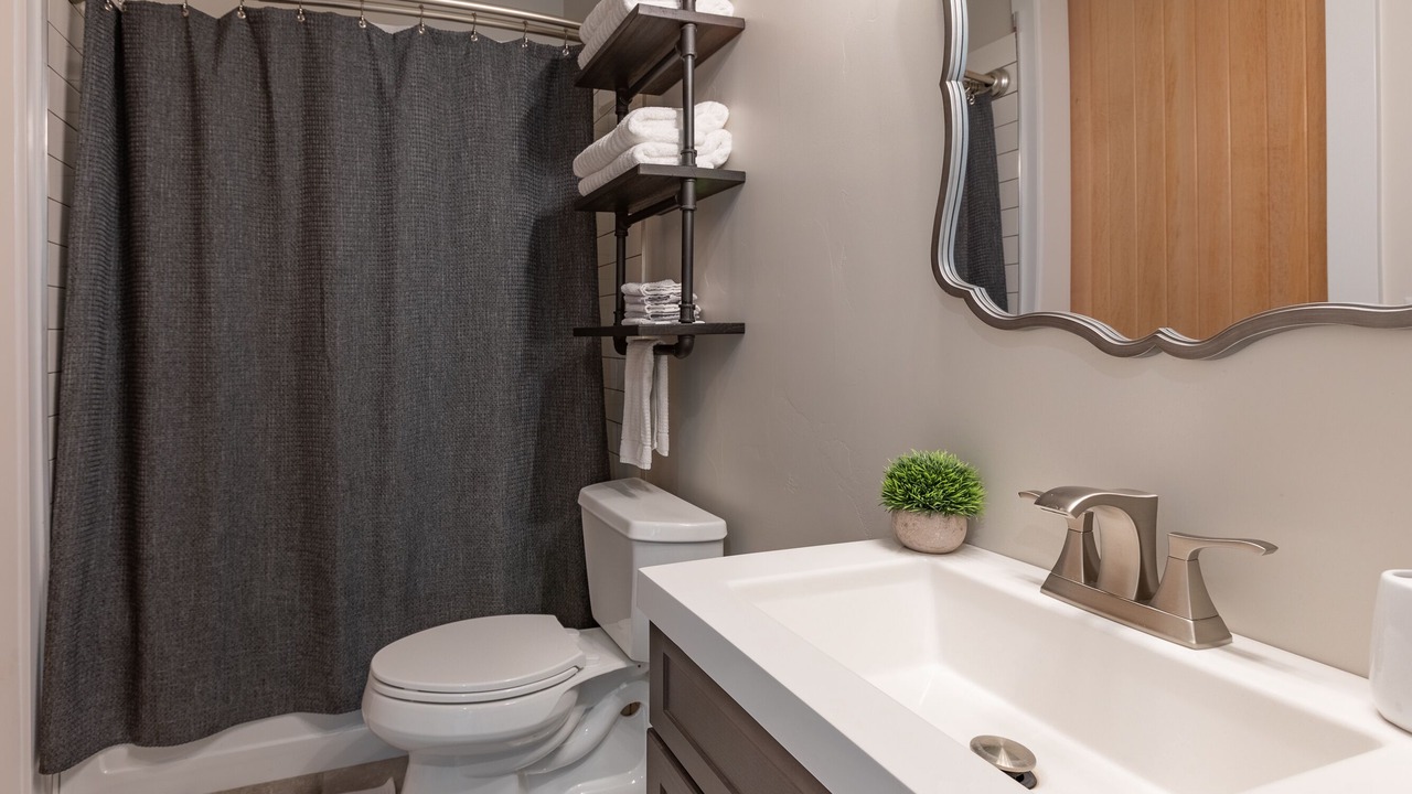 Photo of Bathroom in Alpine Northwest
