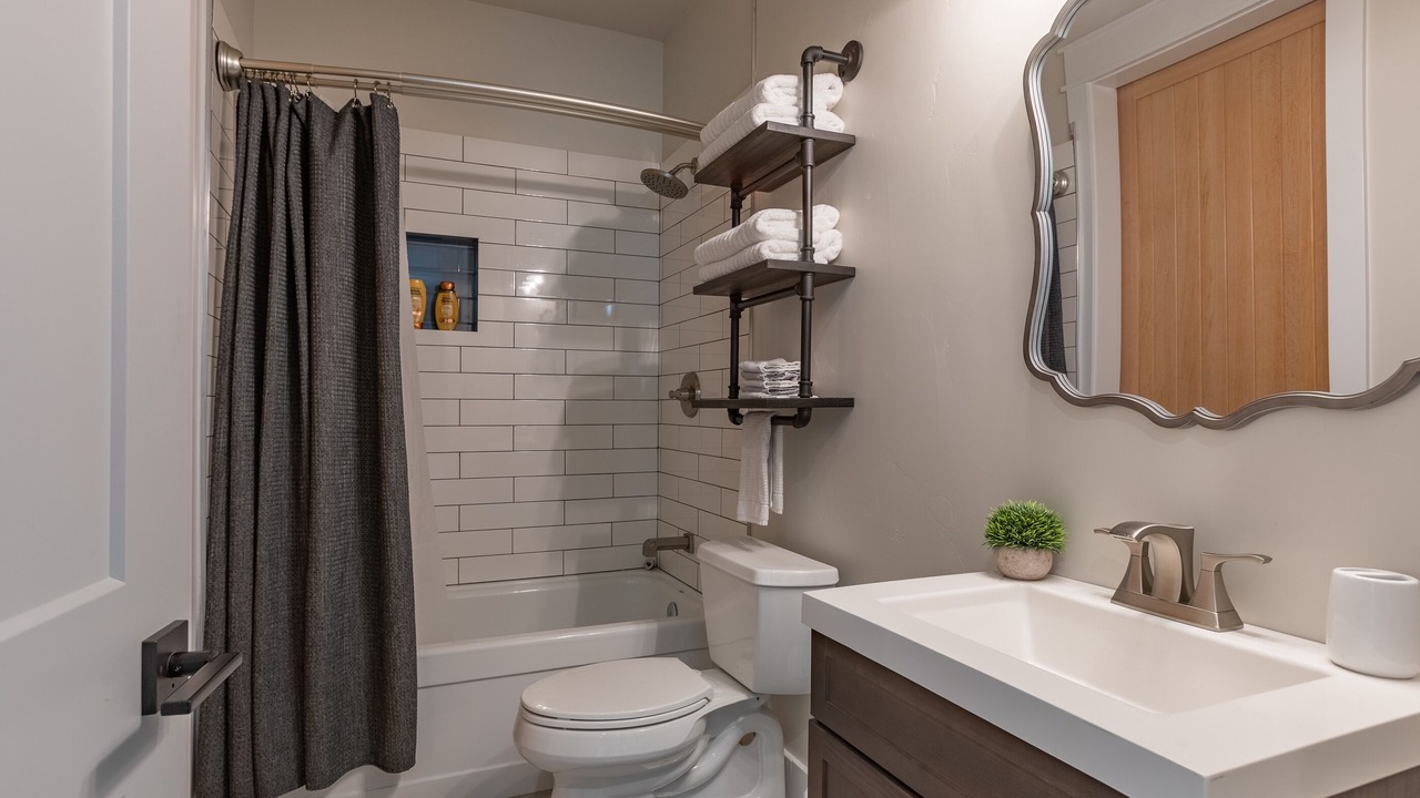 Photo of Bathroom in Alpine Northwest