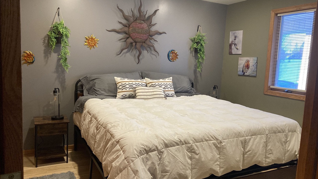 Photo of Bedroom in Calumet