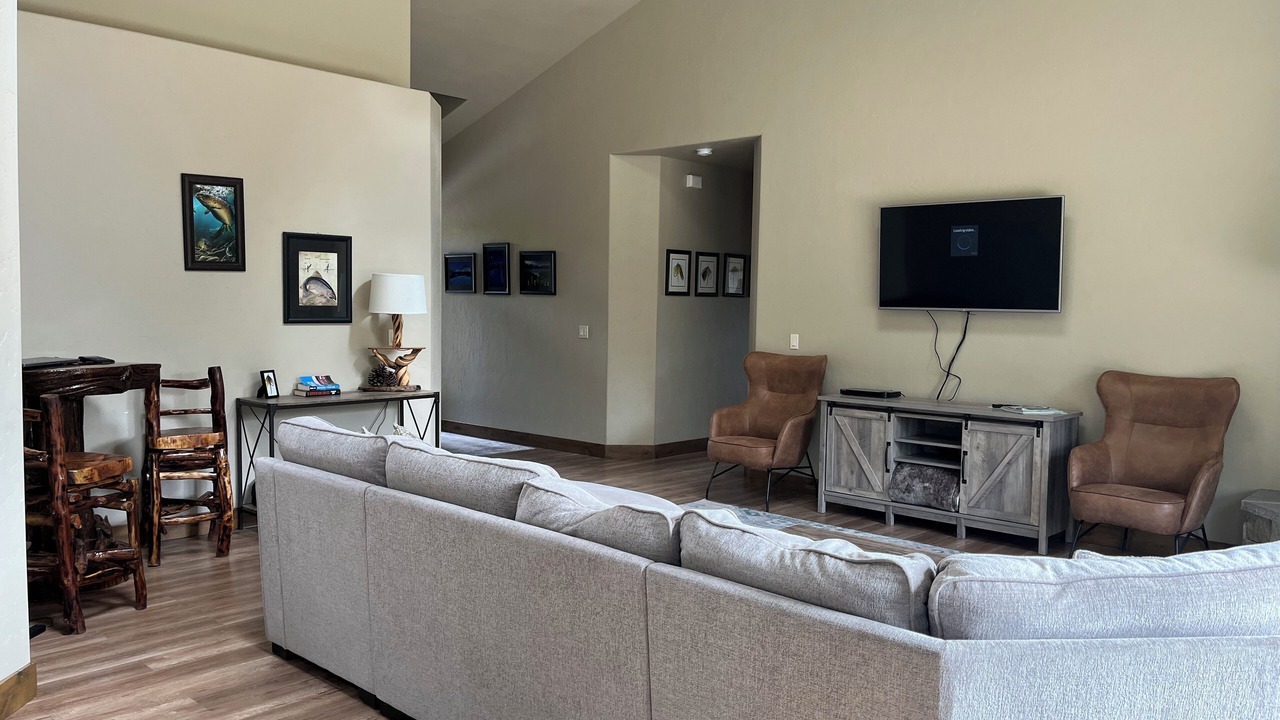 Photo of Livingroom in Three Rivers