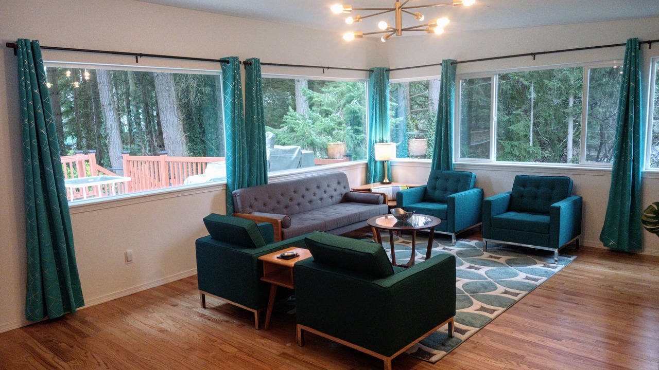 Photo of Livingroom in Bonney Lake