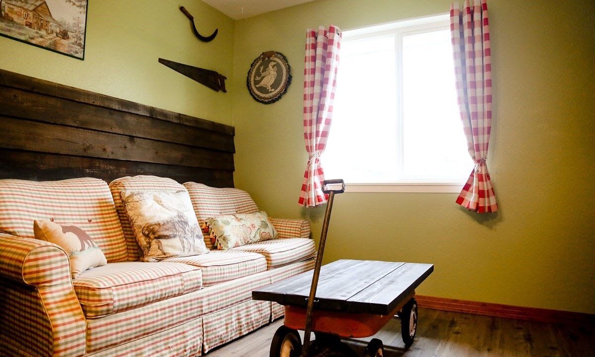 Photo of Livingroom in Post Falls