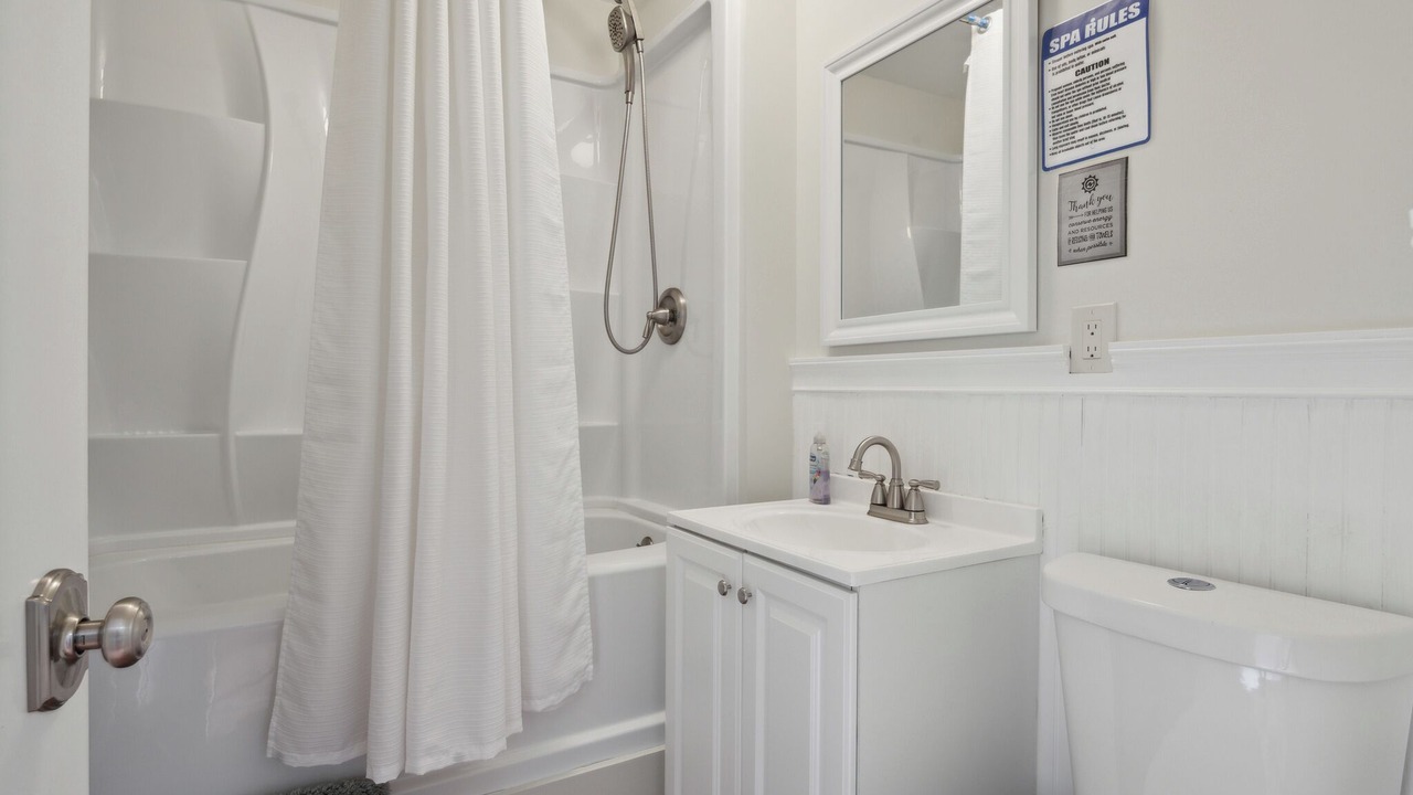 Photo of Bathroom in Greenbank