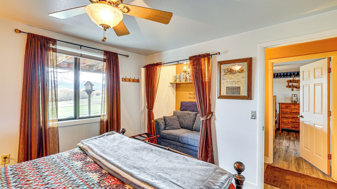 Photo of Bedroom in Grangeville