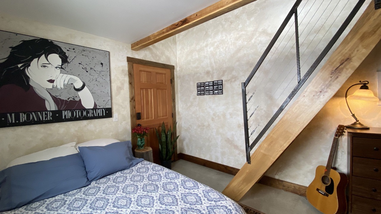 Photo of Bedroom in Victor
