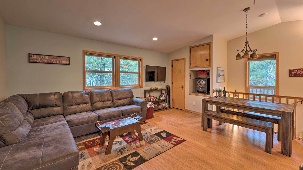 Photo of Livingroom in McCall