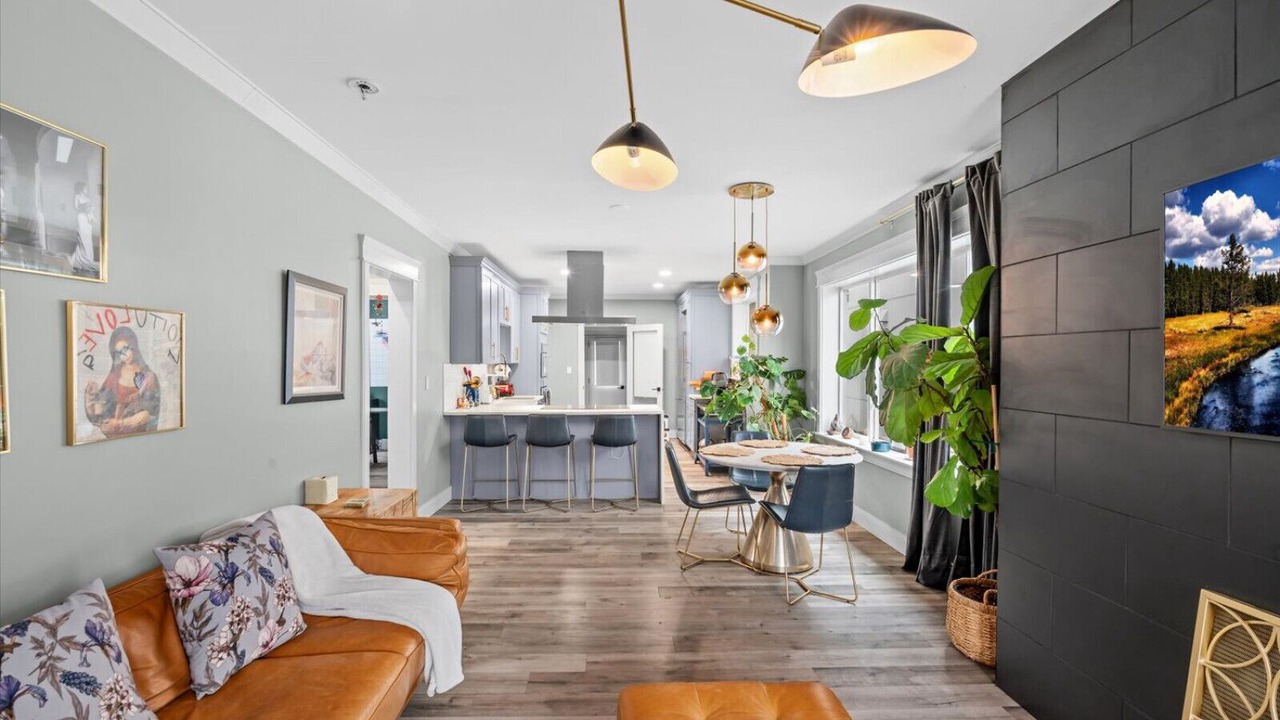 Photo of Livingroom in Whittier Heights