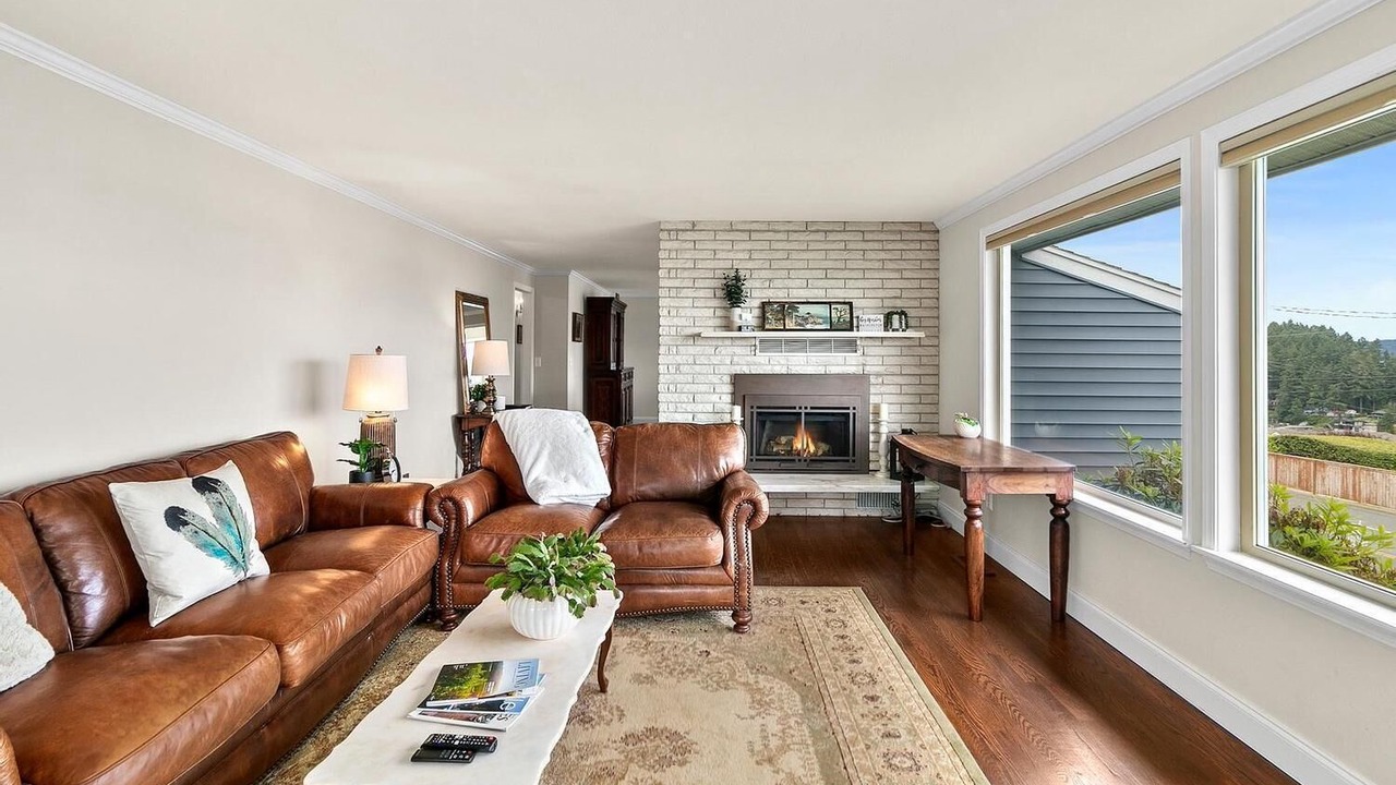 Photo of Livingroom in Gig Harbor