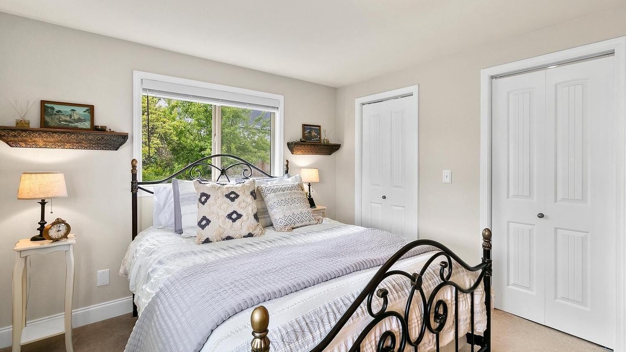 Photo of Bedroom in Gig Harbor