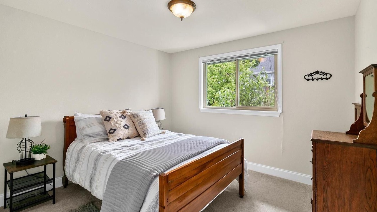 Photo of Bedroom in Gig Harbor