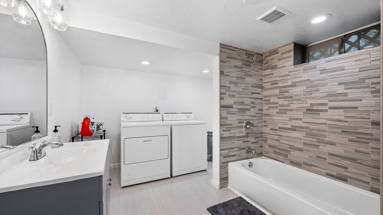 Photo of Bathroom in Fairpark
