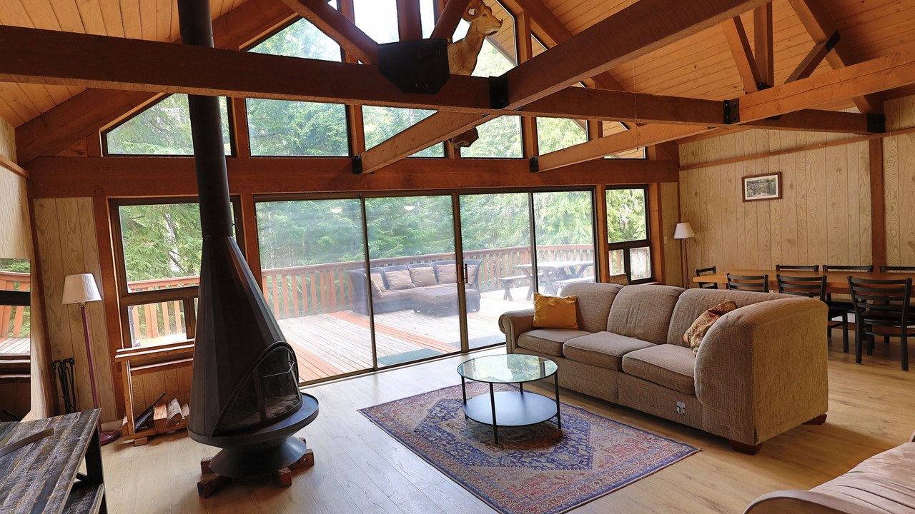 Photo of Livingroom in Ashford