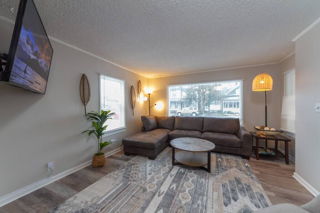 Photo of Livingroom in West Central
