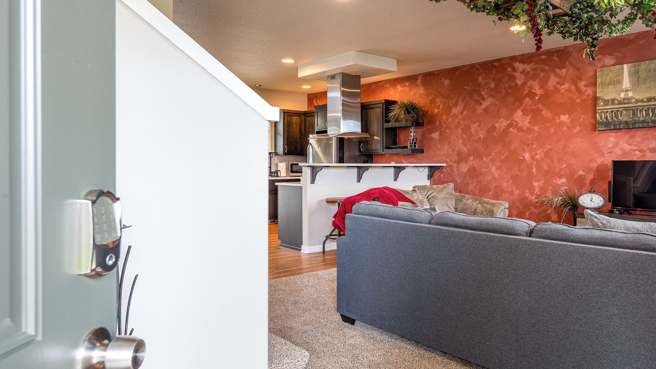 Photo of Livingroom in Corvallis