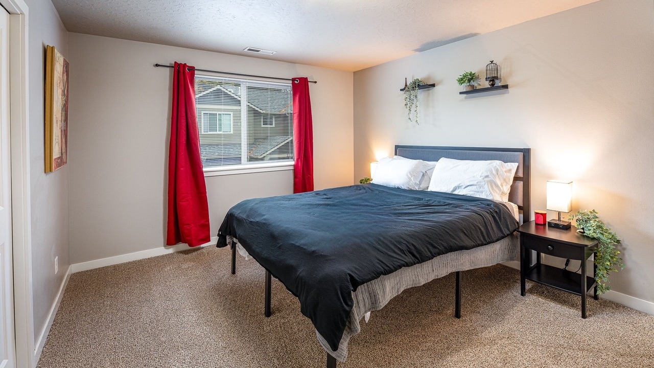 Photo of Bedroom in Corvallis