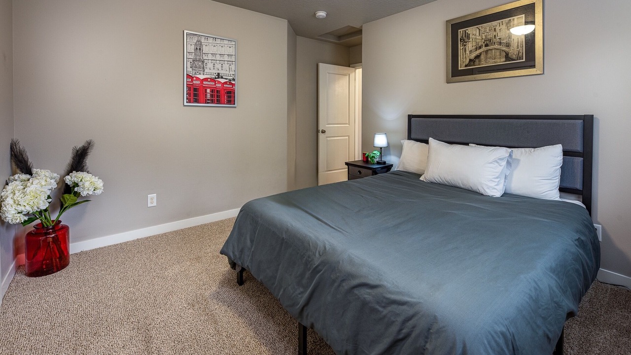 Photo of Bedroom in Corvallis