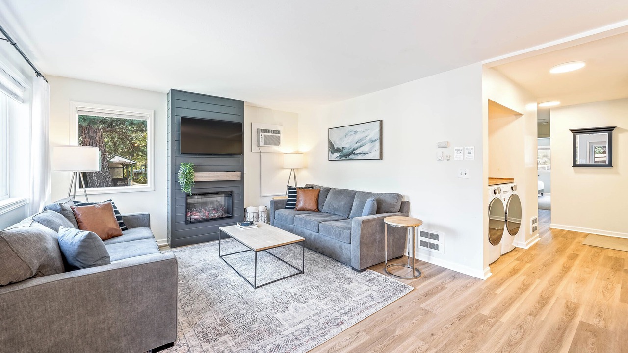 Photo of Bedroom in Downtown Leavenworth