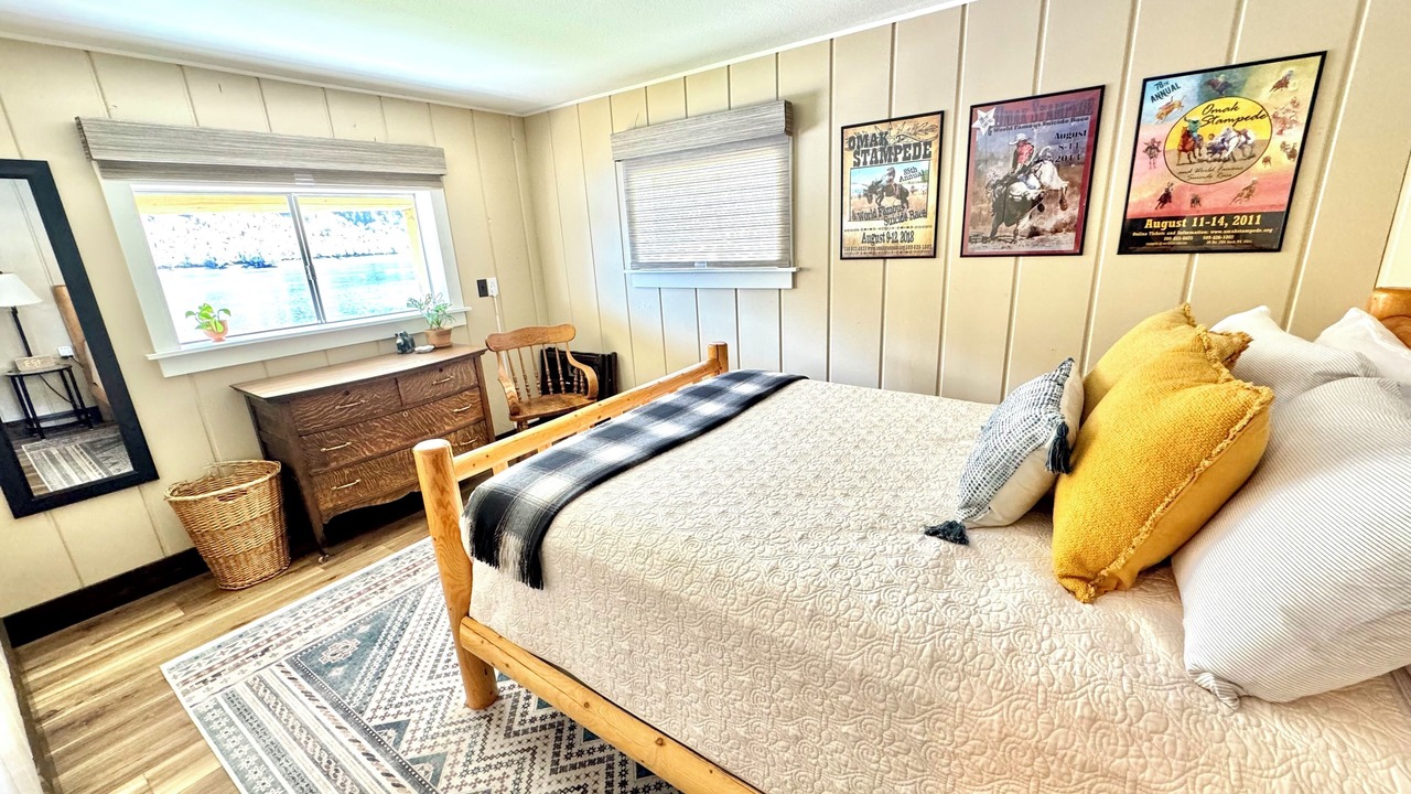 Photo of Bedroom in Tonasket