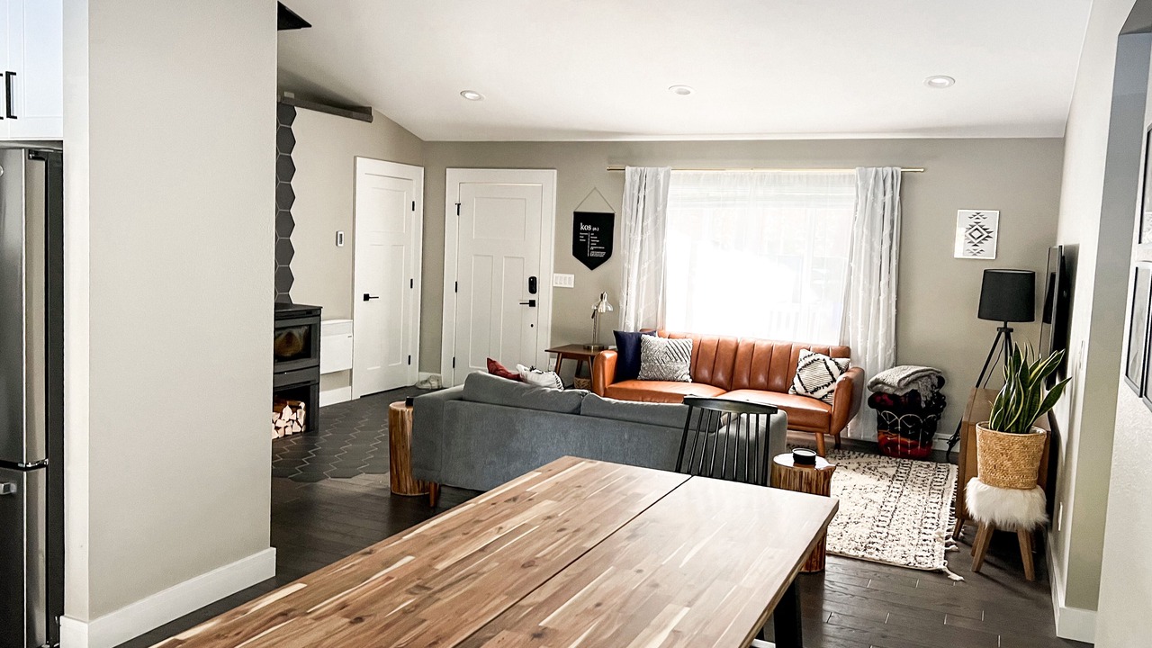 Photo of Livingroom in Three Rivers