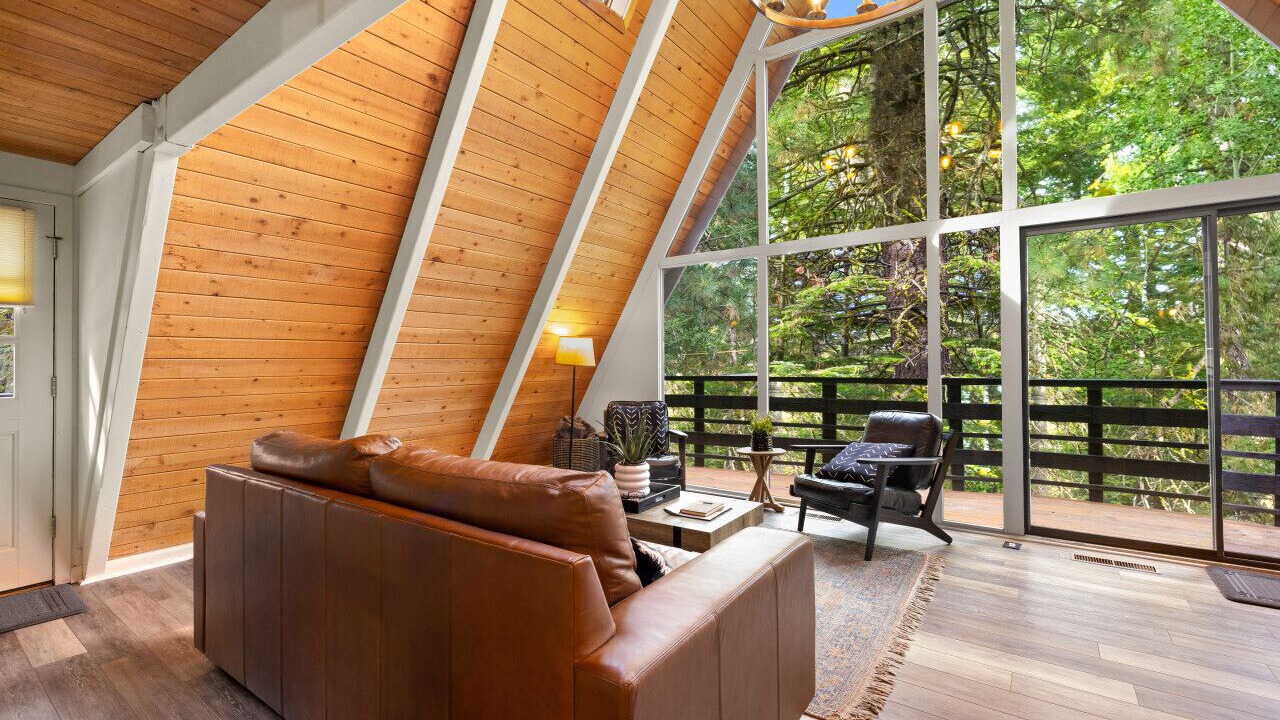 Photo of Bedroom in Black Butte Ranch