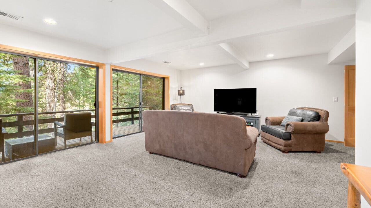 Photo of Bedroom in Black Butte Ranch