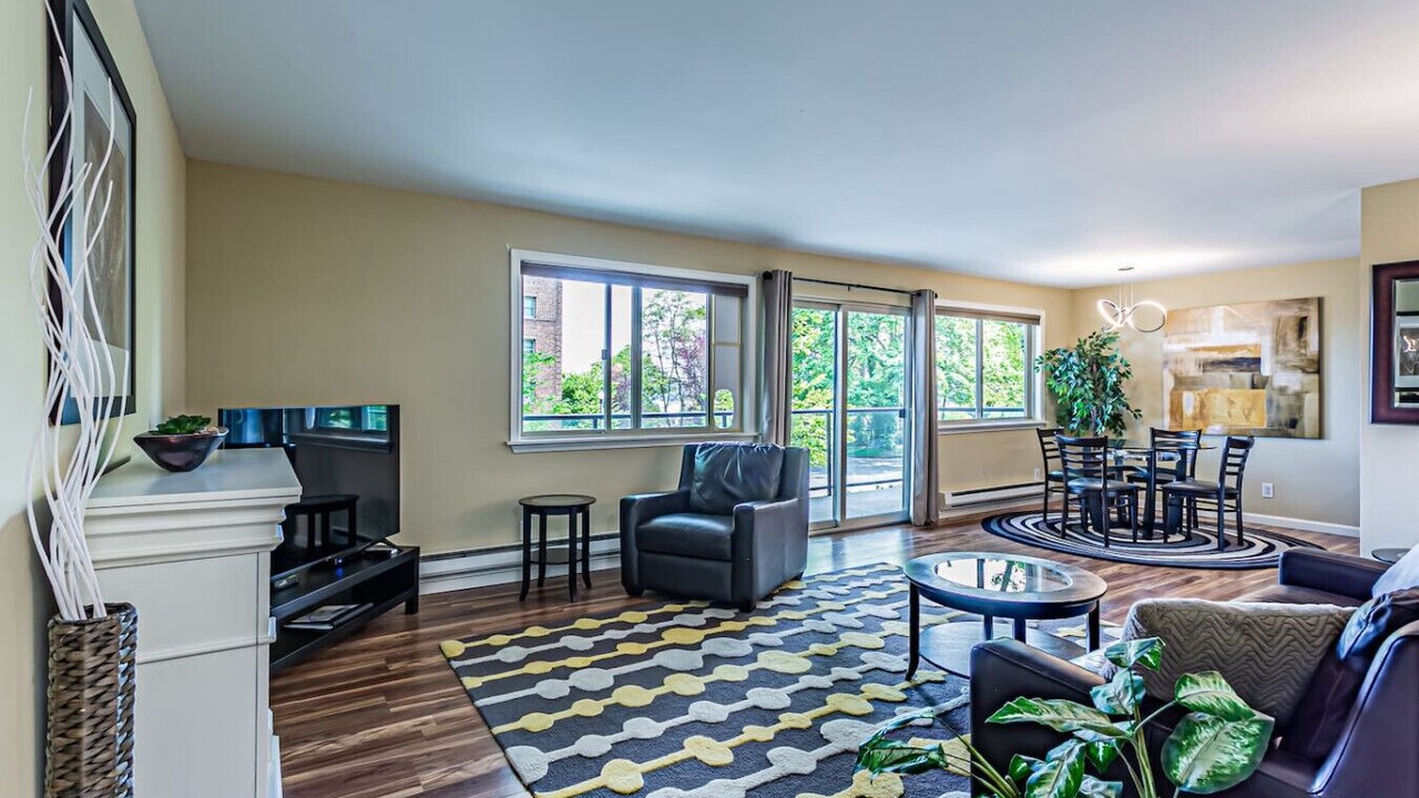 Photo of Livingroom in North End