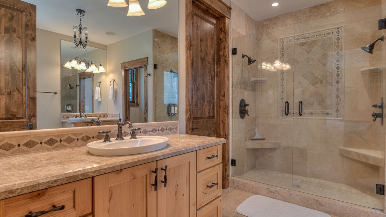 Photo of Bathroom in Sunriver