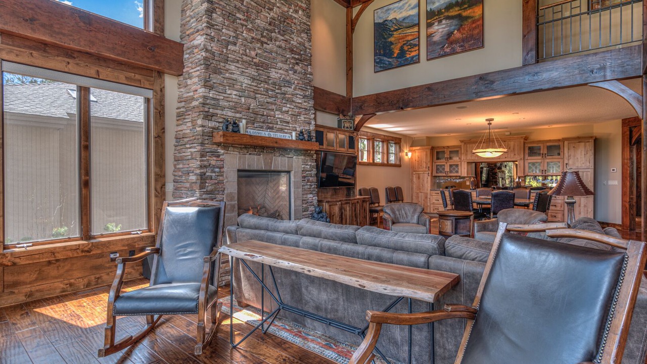 Photo of Livingroom in Sunriver