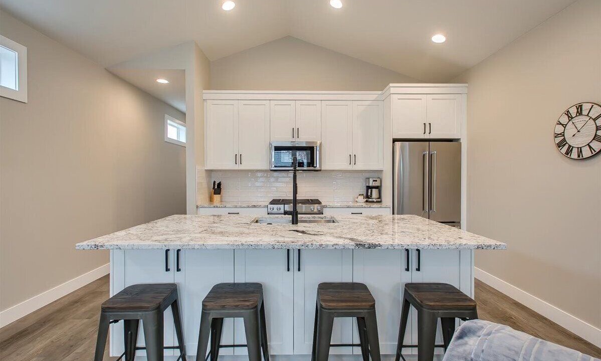 Photo of Kitchen in Depot Bench