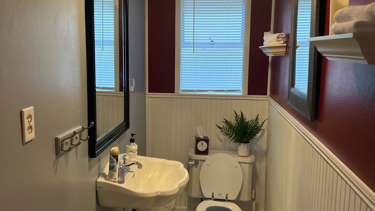 Photo of Bathroom in Hilltop