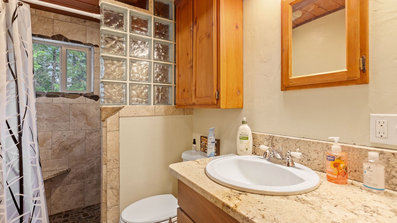 Photo of Bathroom in Sandpoint