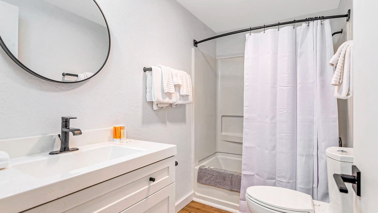 Photo of Bathroom in Ocean Shores